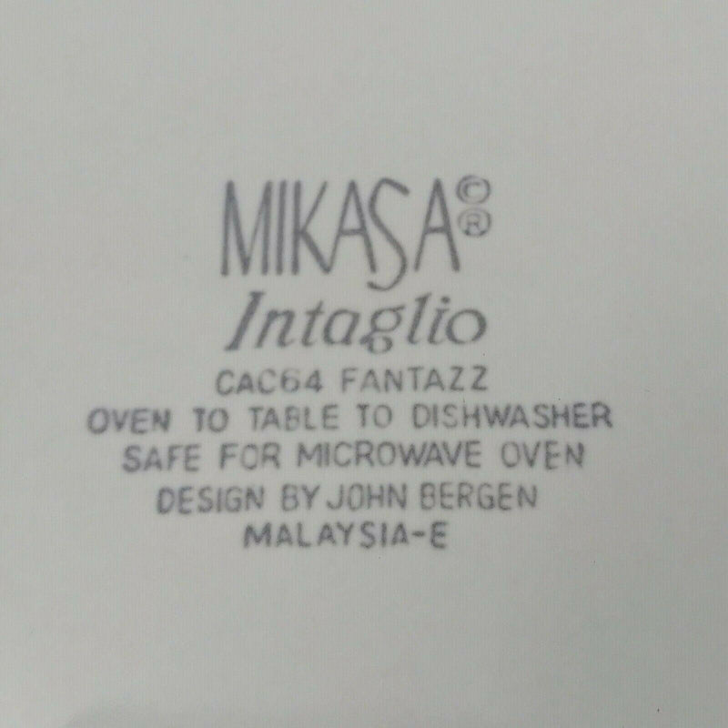 Load image into Gallery viewer, Mikasa Intaglio Fantazz Salt and Pepper Set CAC64 Dinnerware John Bergen
