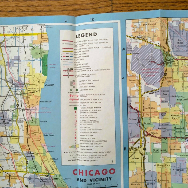 Load image into Gallery viewer, 1975 Official Illinois State Highway Transportation Travel Road Map
