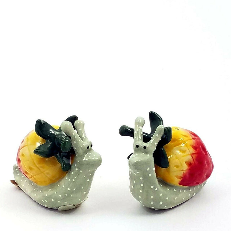 Load image into Gallery viewer, Salt Pepper Set Strawberry Snail Collectible Décor Heather Goldminc Blue Sky

