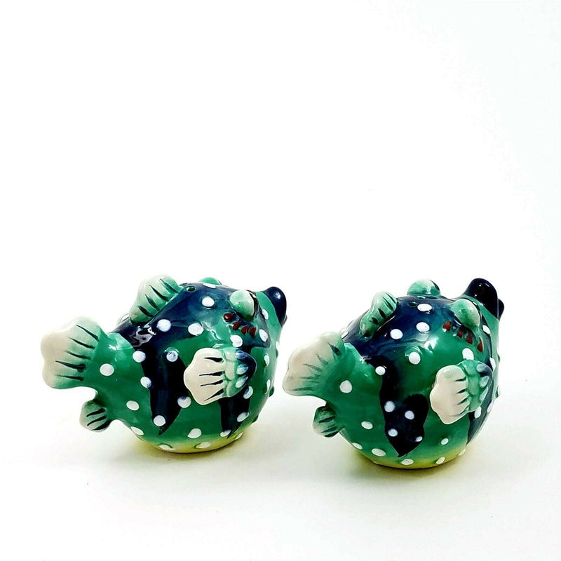 Load image into Gallery viewer, Salt Pepper Set Puffer Fish Collectible Decorative Heather Goldminc Blue Sky
