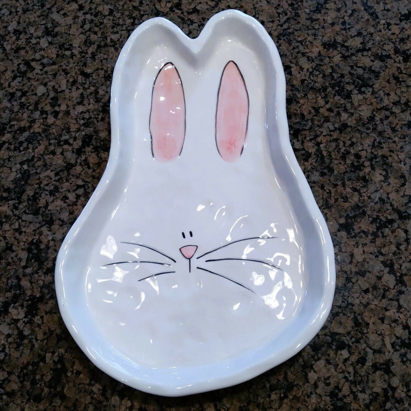 Load image into Gallery viewer, Bunny Nibbles Face Platter Easter Decorative Home Décor Blue Sky Clayworks
