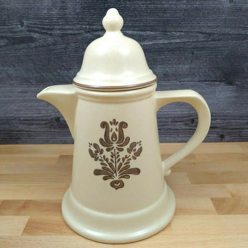 Pfaltzgraff Village Teapot with Lid Cream and Brown USA Castle Mark 6-550