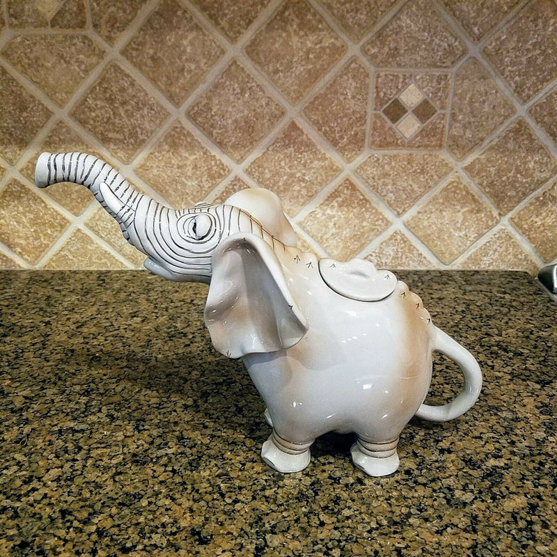 Load image into Gallery viewer, Elephant Teapot Ceramic Blue Sky Heather Goldminc Kitchen Decor
