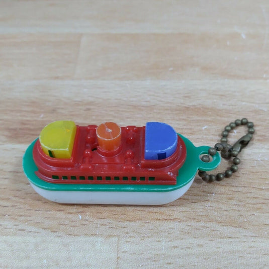 Ocean Liner Ship Plastic Keychain Puzzle Vending Charm Gumball Machine 1960'S
