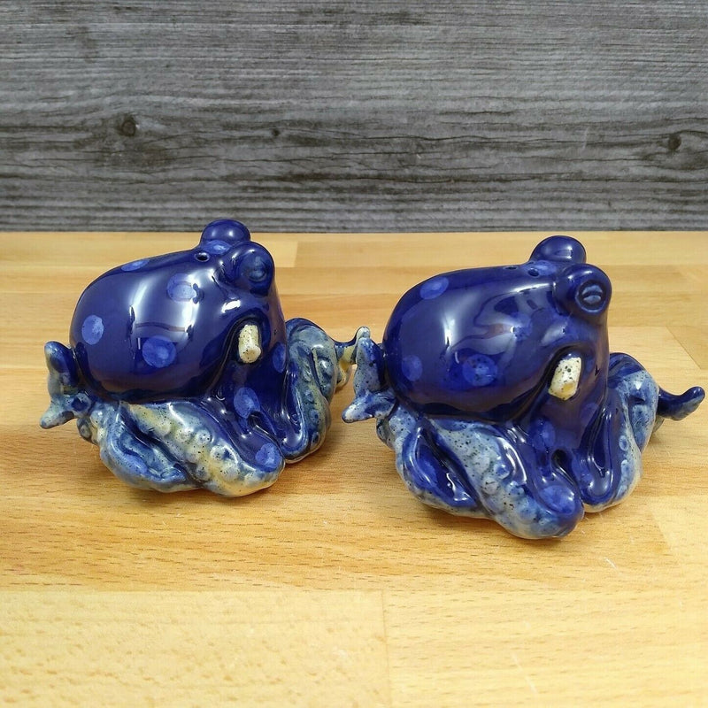 Load image into Gallery viewer, Blue Octopus Salt Pepper Set Nautical Sea Life Collectible by Blue Sky Clayworks
