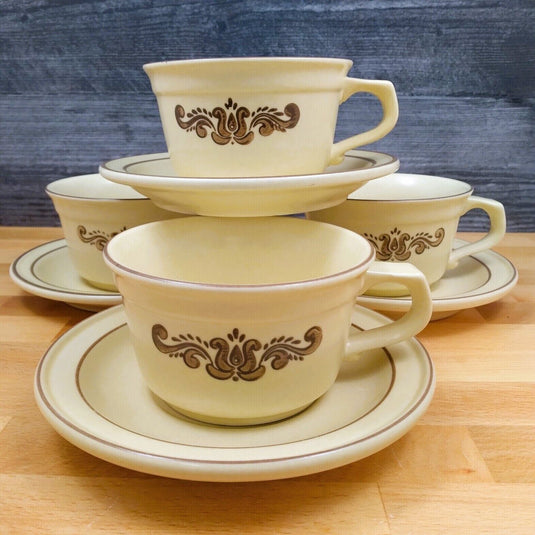 Pfaltzgraff Village Set of 4 Tea Cups and Saucers Made in USA