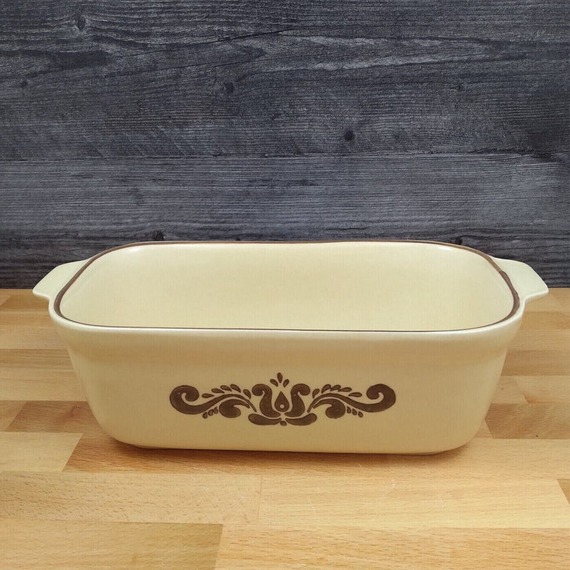 Load image into Gallery viewer, Pfaltzgraff Village Baking Loaf Pan Tan Brown Castle Mark 2 QT USA Made 235
