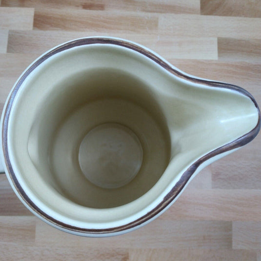 Pfaltzgraff Village 2-Qt Quart Pitcher 64oz 1970's Carafe USA Castle Stamp 416