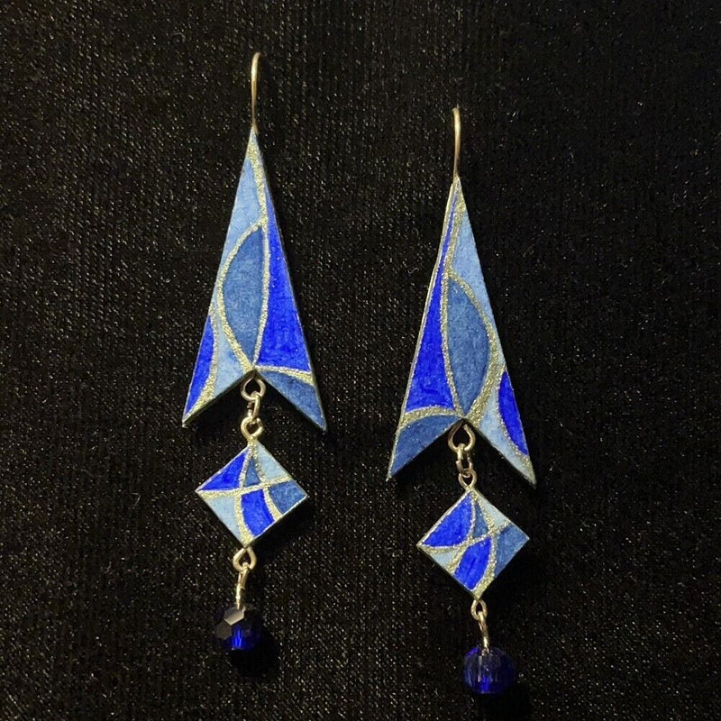 Load image into Gallery viewer, Arrow Shaped Jewelry Art Earrings With Diamond Shaped Dangle Blue and Silver
