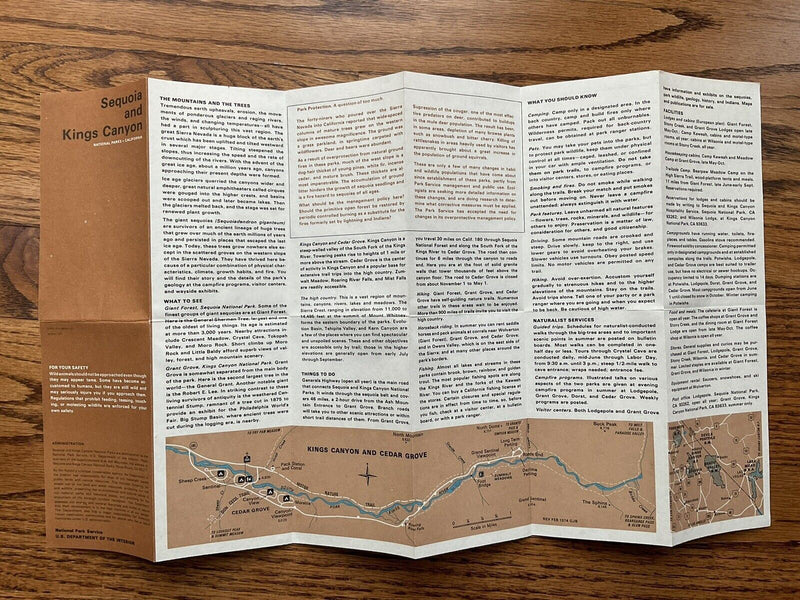 Load image into Gallery viewer, 1975 Sequoia and Kings Canyon National Park Official Map

