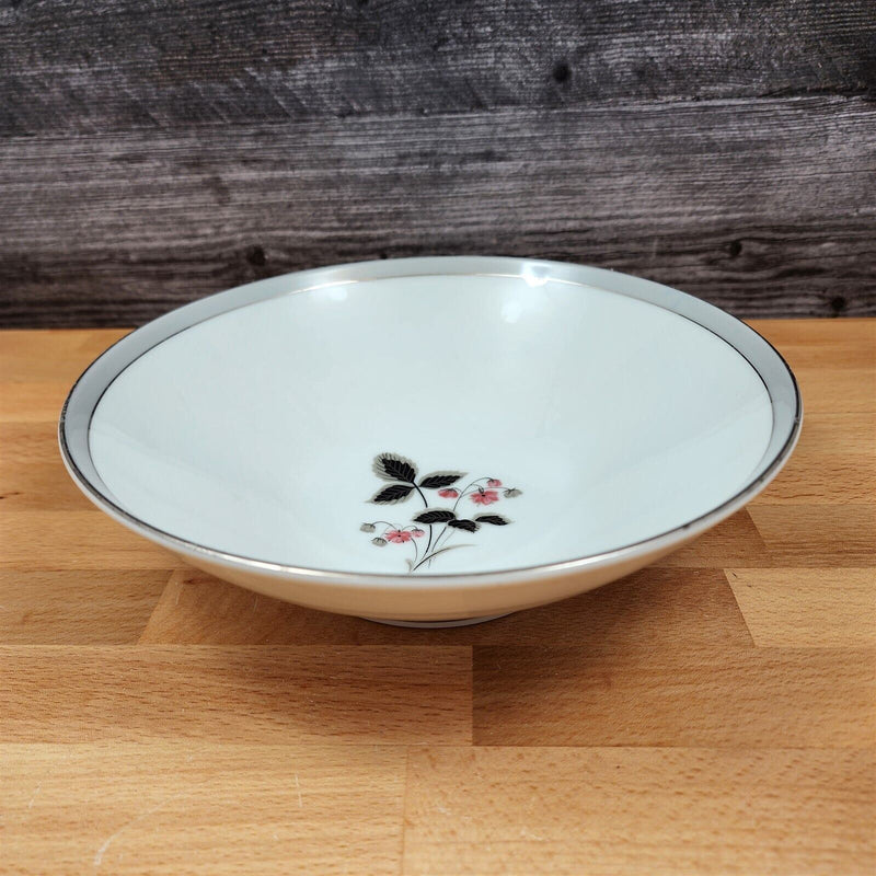 Load image into Gallery viewer, Round Vegetable Serving Bowl by Noritake Japan Grayson 5697 8 inch (22cm)
