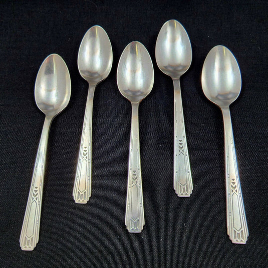 Oneida Community Set of 5 Teaspoons Friendship Medality Tudor Plate