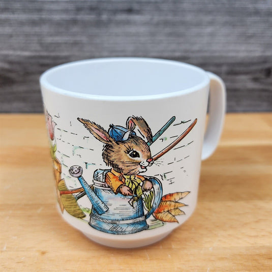 Oneida Ware Peter Rabbit Melmac Plastic Melamine Cup 4309 1970's