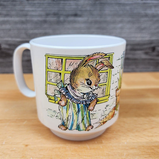 Oneida Ware Peter Rabbit Melmac Plastic Melamine Cup 4309 1970's