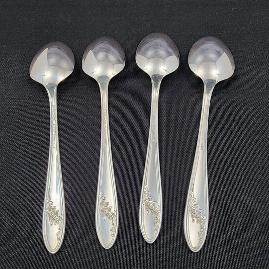 Oneida Queen Bess II Set of 4 Spoons Silverplated 1946