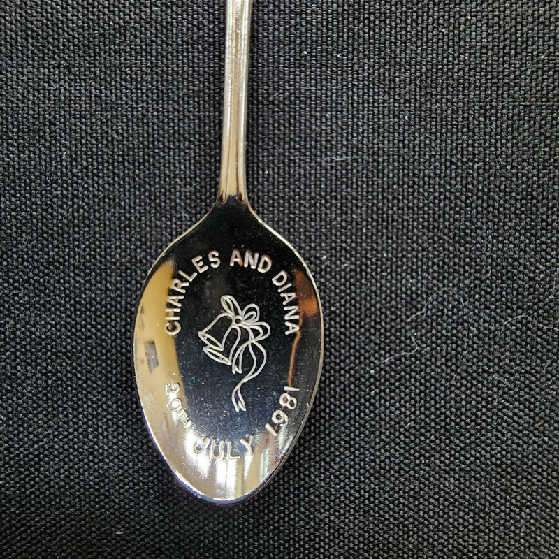 Load image into Gallery viewer, Prince Charles and Lady Diana Spencer Wedding Collector Souvenir Spoon 4 1/4in
