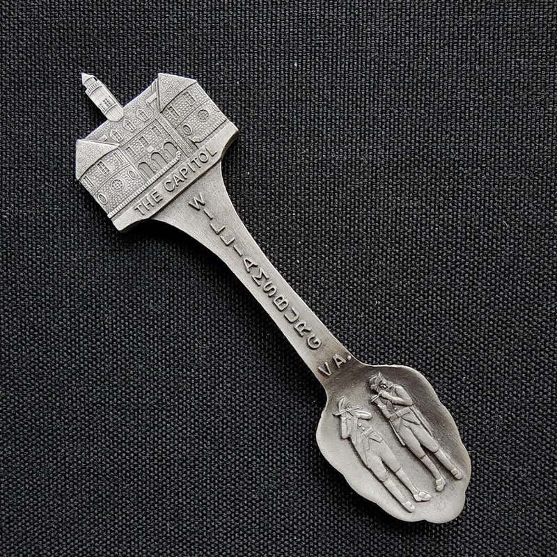 Load image into Gallery viewer, Williamsburg Virginia &quot;The Capital&quot; Collector Souvenir Spoon 4in
