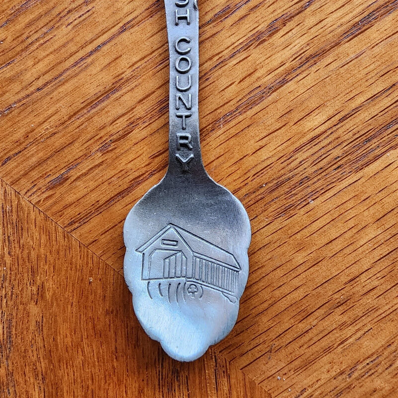 Load image into Gallery viewer, Amish Country Carriage and Horse Collector Souvenir Spoon 3.5 in Pewter
