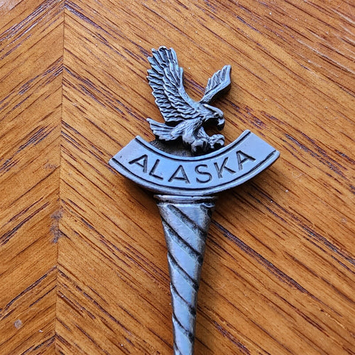 Alaska State Collector Souvenir Spoon 4 inch in Pewter