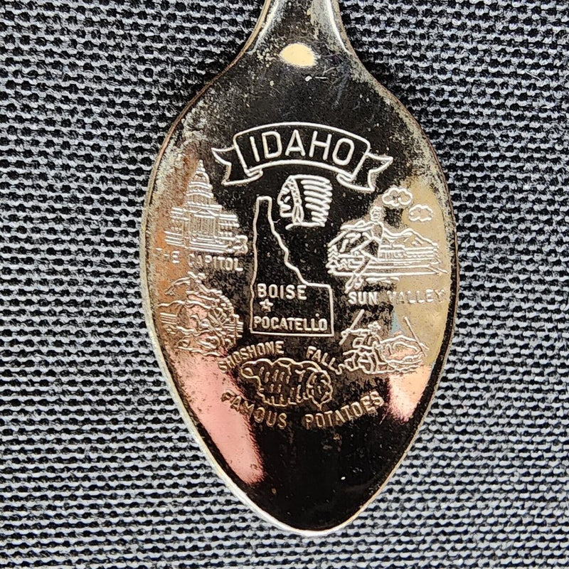 Load image into Gallery viewer, Idaho State Collector Souvenir Spoon 4.5&quot; (11cm) with Down Hill Skier Dangler

