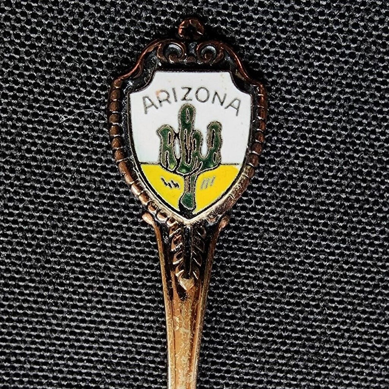 Load image into Gallery viewer, Arizona State Collector Souvenir Spoon 3.5&quot; (8cm) with Cactus
