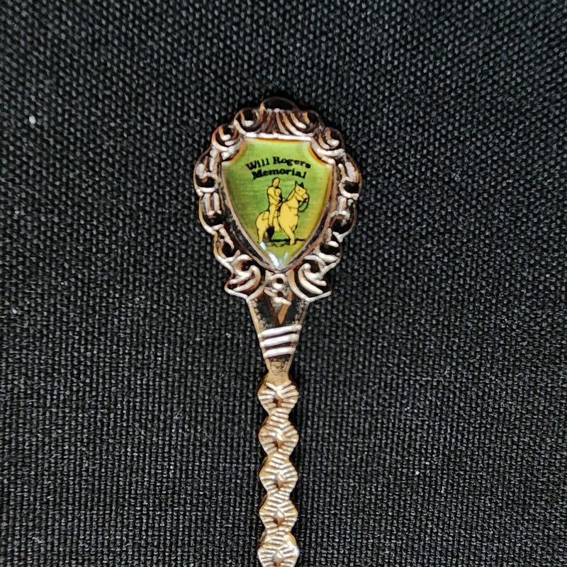 Load image into Gallery viewer, Will Rogers Memorial Oklahoma Collector Souvenir Spoon 4 1/2&quot; by Union Japan
