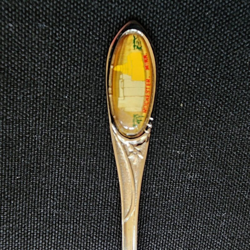 Load image into Gallery viewer, Rochester Minnesota Collector Souvenir Spoon 4.25&quot; (11cm)
