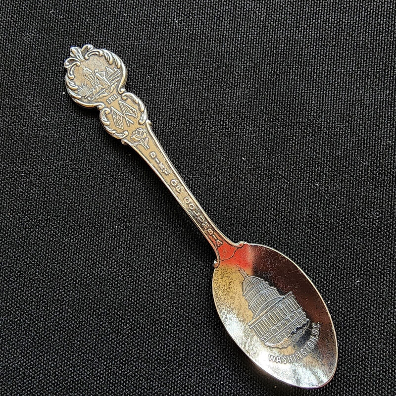 Load image into Gallery viewer, Washington DC Souvenir Spoon 4.5&quot; (11cm) American Collectors Guild
