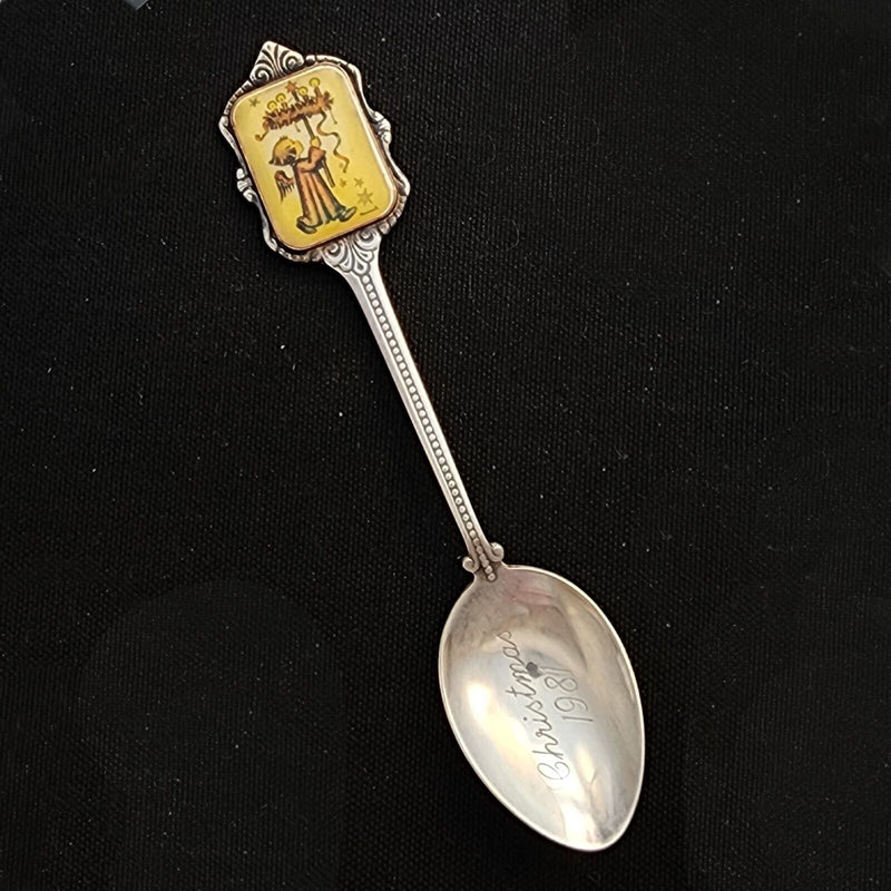 Load image into Gallery viewer, Hummel Christmas Collector Souvenir Spoon 5&quot; 1st Christmas Ars Edition 1981
