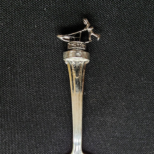 Anchorage Alaska with Sled Collector Souvenir Spoon 4.5