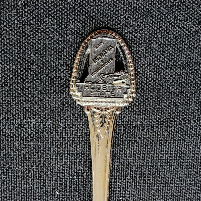 Load image into Gallery viewer, Indiana Hoosier State Collector Souvenir Spoon 4.5&quot; (11cm)
