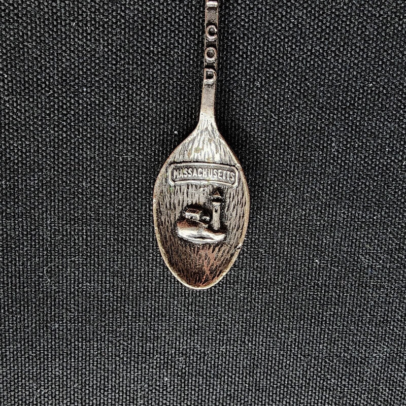 Load image into Gallery viewer, Cape Cod Massachusetts Collector Souvenir Spoon 4in (10cm) Pewter
