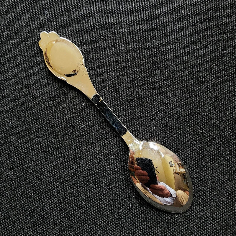 Load image into Gallery viewer, Harvard Illinois Collector Souvenir Spoon 4in (10cm)
