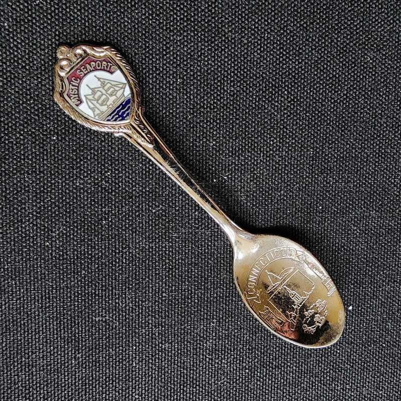 Load image into Gallery viewer, Mystic Seaport Connecticut Collector Souvenir Spoon 3.5 in (9cm)
