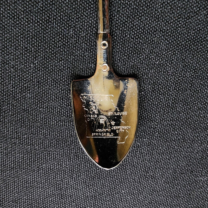 Load image into Gallery viewer, Silver Dollar City Missouri Collector Souvenir Spoon 4.5&quot; (11cm)
