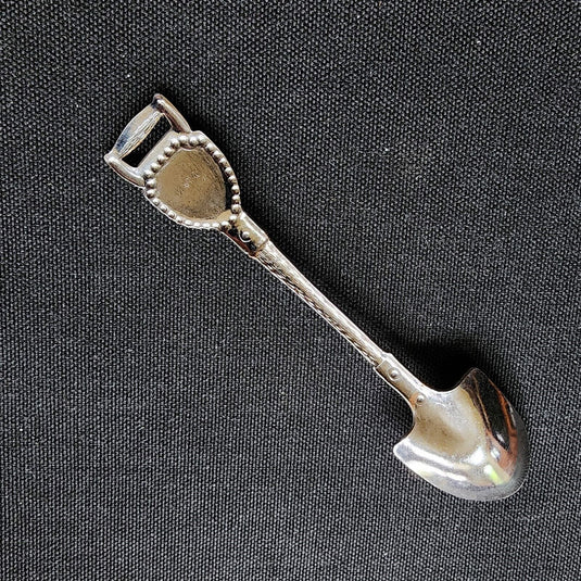 Silver Dollar City Missouri Collector Souvenir Spoon 4.5" (11cm)