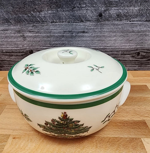 Spode Christmas Tree 1 Qt Casserole Dish with Cover Oven to Table England