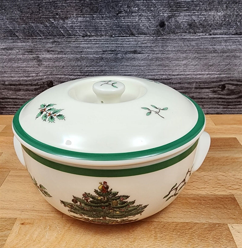 Load image into Gallery viewer, Spode Christmas Tree 1 Qt Casserole Dish with Cover Oven to Table England
