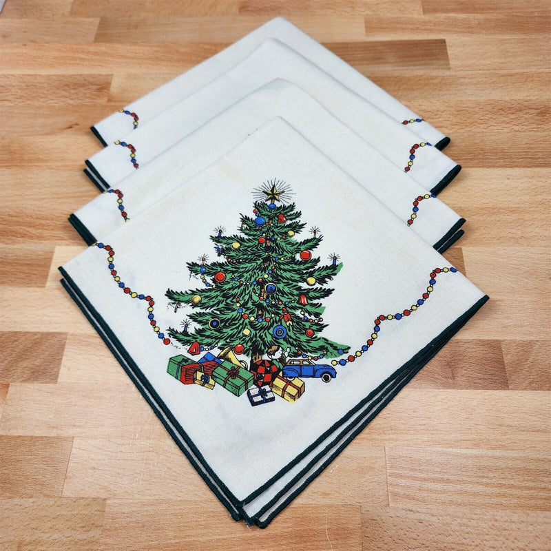 Load image into Gallery viewer, Spode Christmas Tree Damask Cloth Napkins Lot of 4 Measure: 16.2" x 17"
