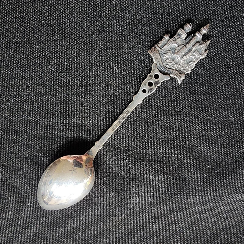 Load image into Gallery viewer, Neuschwanstein Castle Bavaria Collector Souvenir Spoon 4.5&quot; (11cm) Silver Plated
