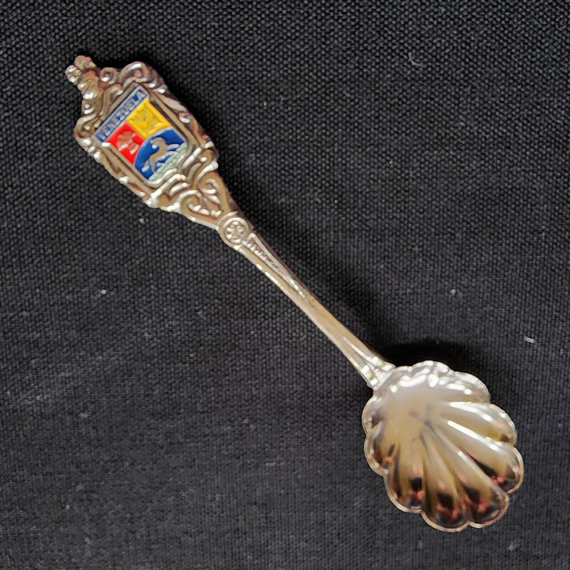 Load image into Gallery viewer, Venezuela Collector Souvenir Spoon 4.5 Inch
