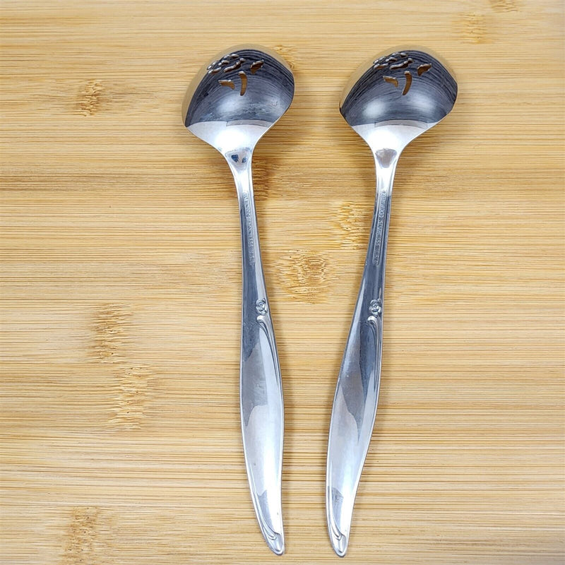Load image into Gallery viewer, Oneida Kenwood Forever Rose Pierced Table Spoon Set of 2 Community Stainless
