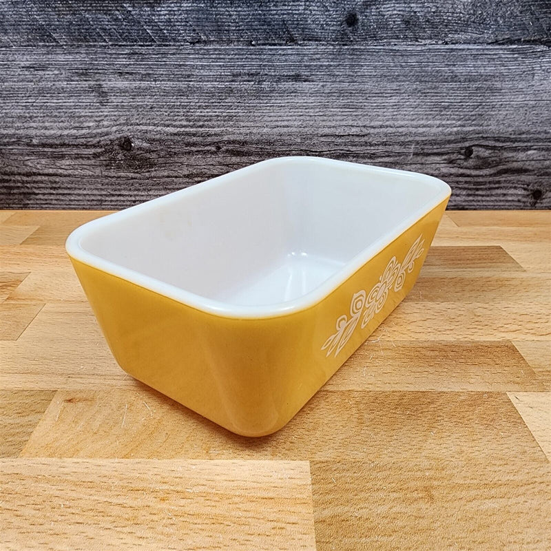 Load image into Gallery viewer, Corning Ware Pyrex Butterfly Gold 1.5Pt Casserole No Lid Round Baking Pan 0502
