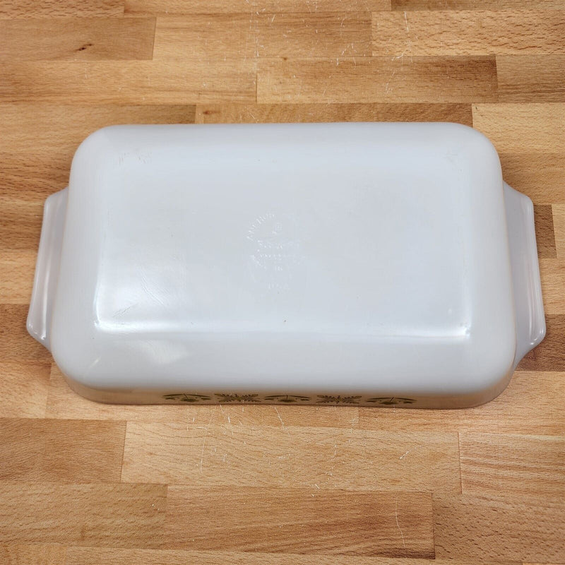 Load image into Gallery viewer, Anchor Hocking Fire King Meadow Green 12in Casserole Oven Baking Pan 432 1.5qt
