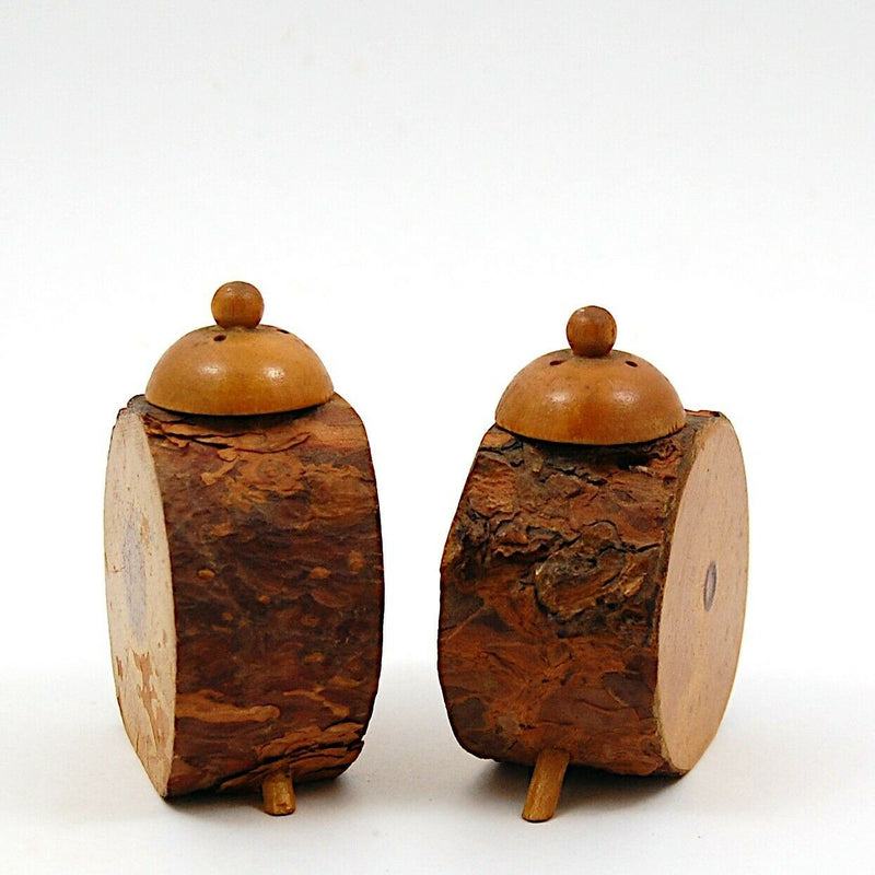 Load image into Gallery viewer, Salt and Pepper Shakers Set Wooden Alarm Clock Time Face
